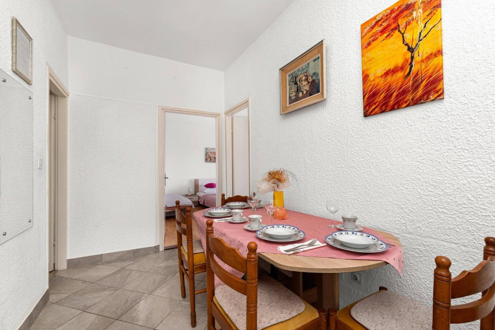 Apartment Lara Tribalj Esterno foto